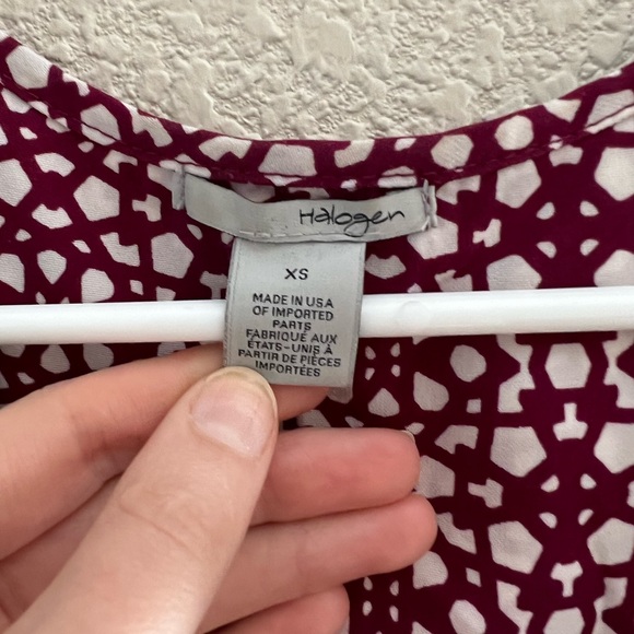 Burghundy Pattern Tank - Picture 3 of 5